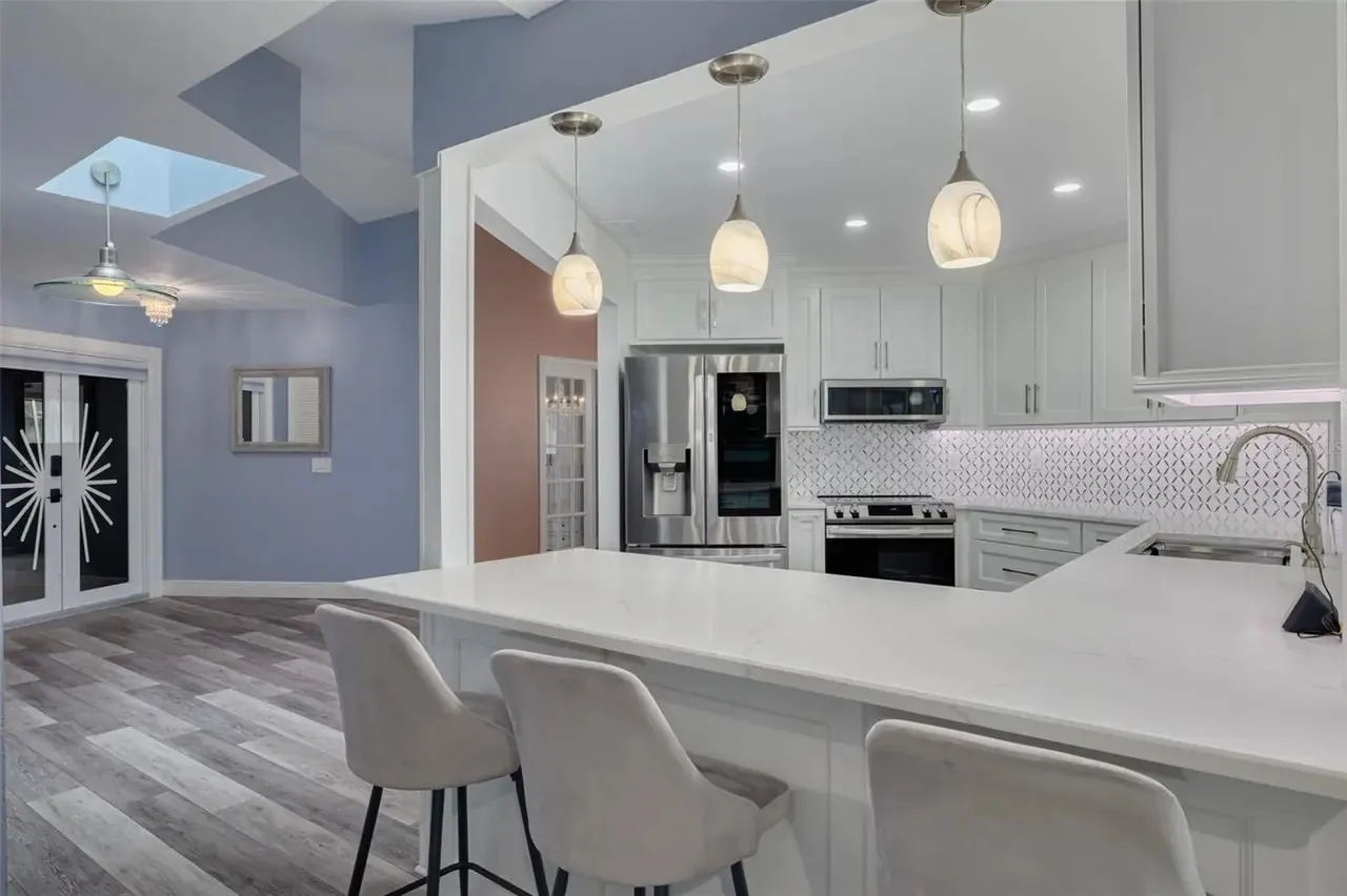 Wet bar investment home value Holiday FL